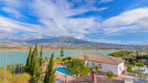 Casa Rocio y Paloma Vinuela by Ruralidays Vinuela